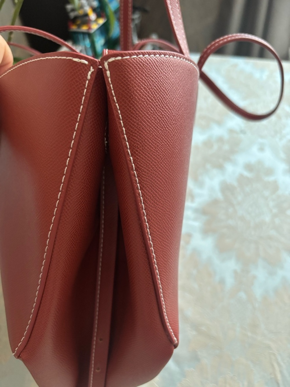 Large Pole’ne Leather Tote Bag in Cognac brown - Picture 2 of 8